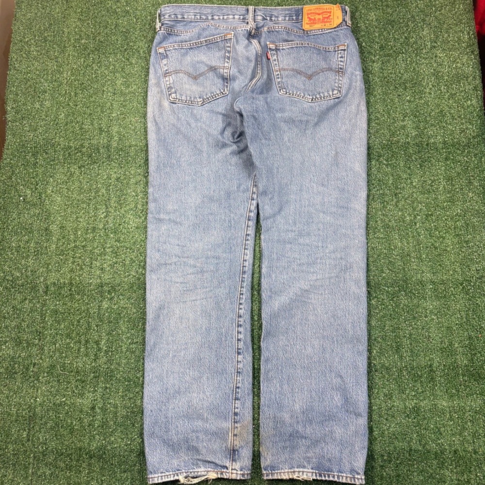 Vintage 2000's Levi's 501 Jeans Light Wash Denim Button Fly Straight Leg